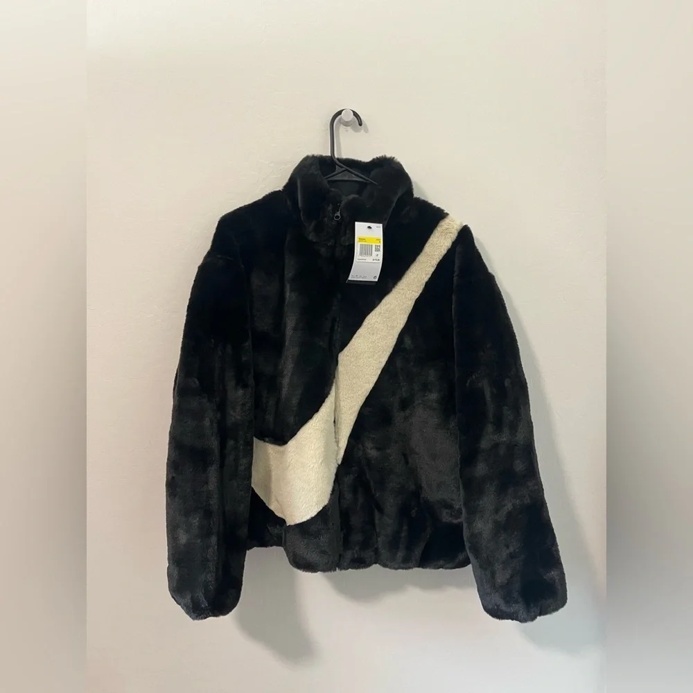 New $175 Nike Black Fur Full Zip Jacket DO3791-010 womens Oversized Small - Picture 4 of 7